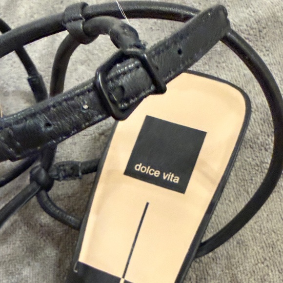 Dolce Vita Black Strappy Kitten Heels Size 9 NEVER WORN - Picture 3 of 10